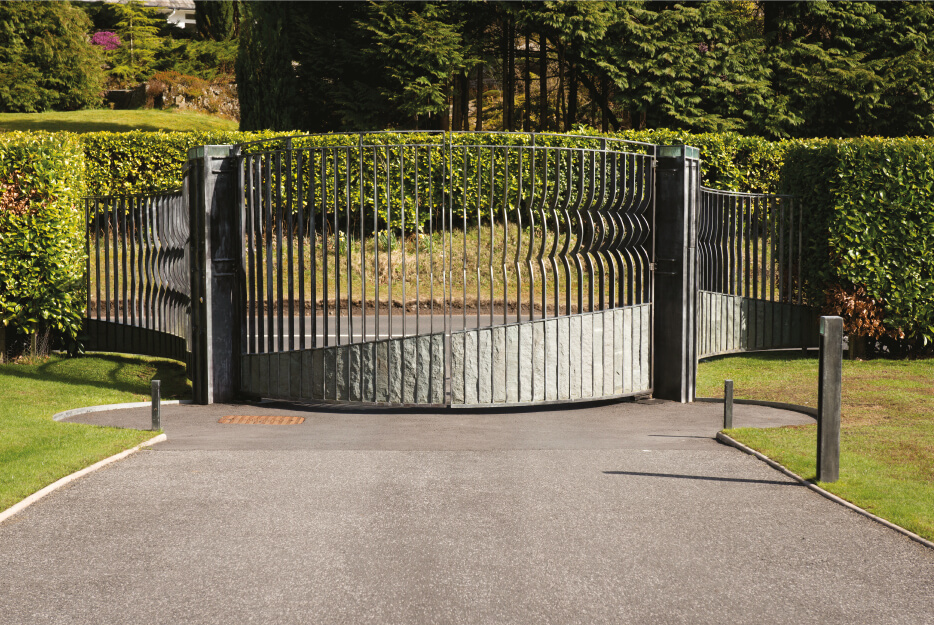 Gates & Railings